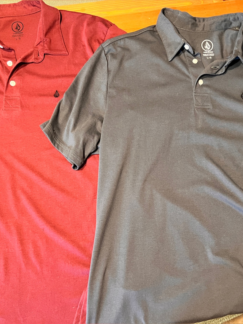 Volcom Men's Polo Bundle in maroon and Gray
